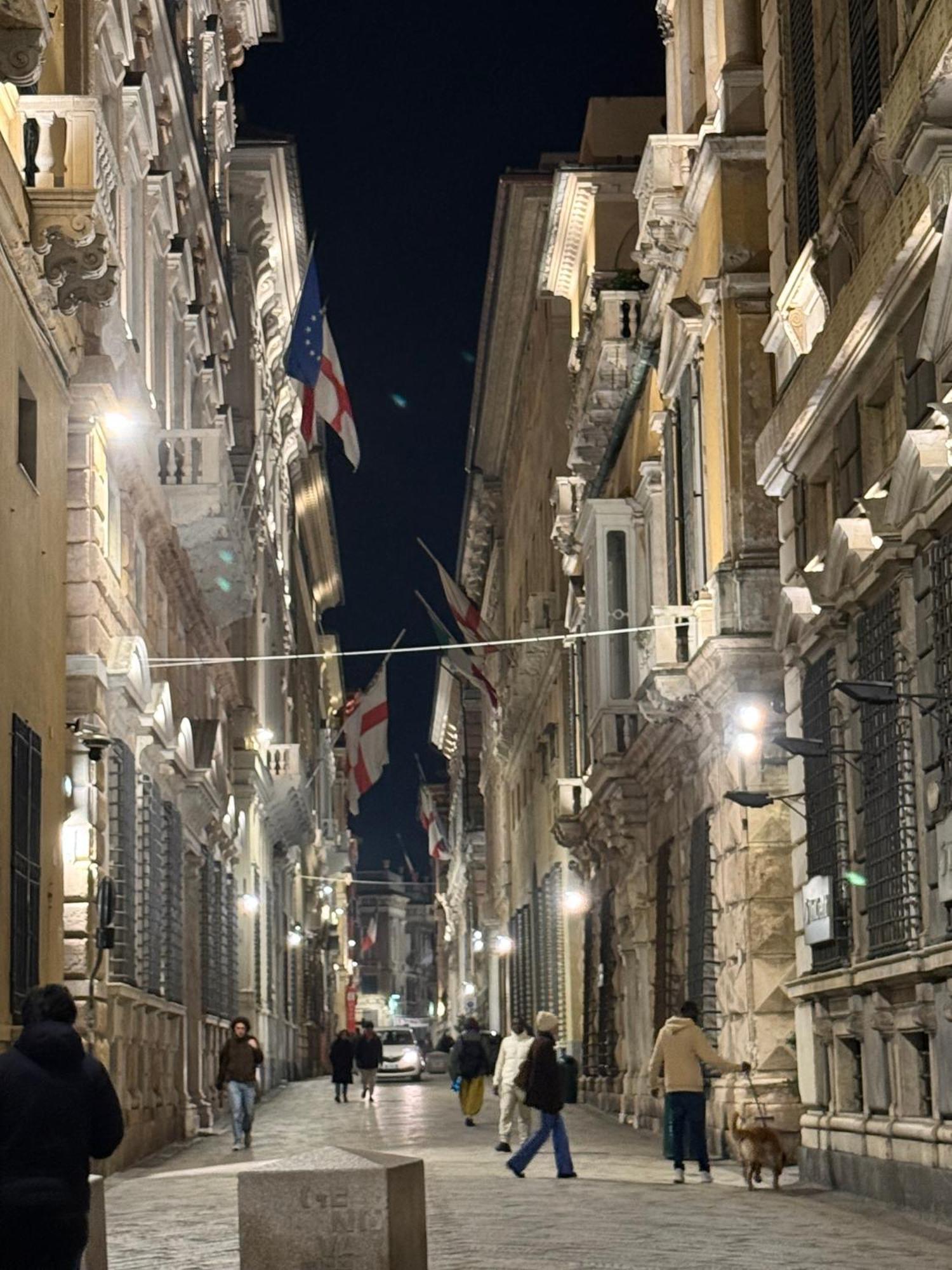 The First Luccoli Garibaldi Rolli Appartement